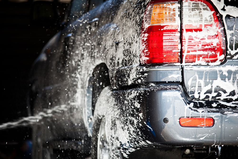 The Benefits of Full Exterior and Interior Car Wash Services